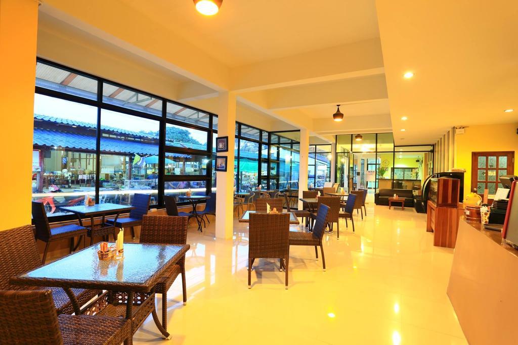 Harmony Bed & Bakery Bed and Breakfast Koh Lipe Exteriör bild