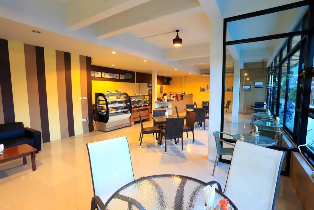 Harmony Bed & Bakery Bed and Breakfast Koh Lipe Exteriör bild