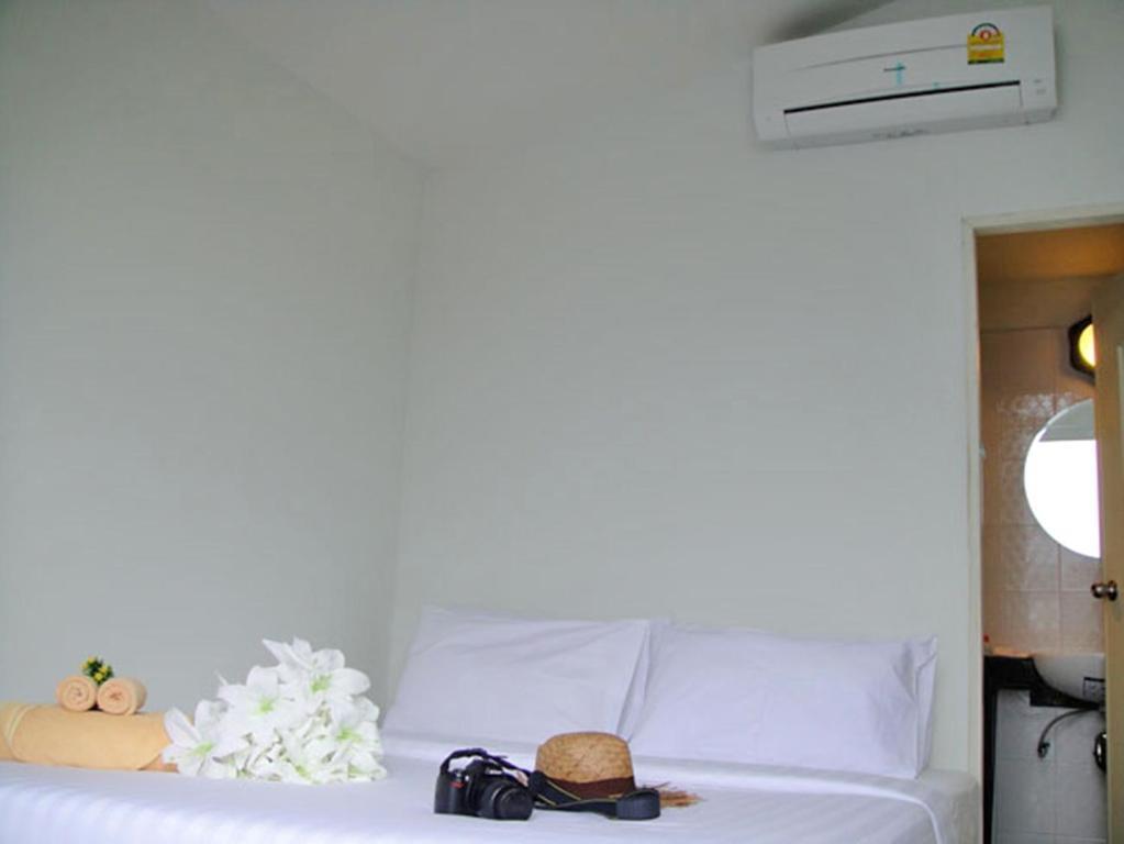 Harmony Bed & Bakery Bed and Breakfast Koh Lipe Rum bild