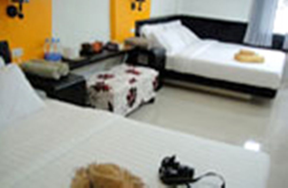Harmony Bed & Bakery Bed and Breakfast Koh Lipe Exteriör bild